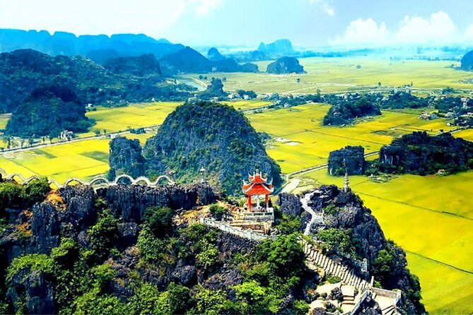 From Hanoi: Hoa Lu, Tam Coc, and Mua Cave Scenic Day Trip - What the English-speaking guide adds