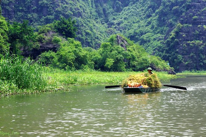 From Hanoi: Hoa Lu - Tam Coc boating - Cycling & Mua Cave visit - A short bicycle ride through Ninh Binh villages