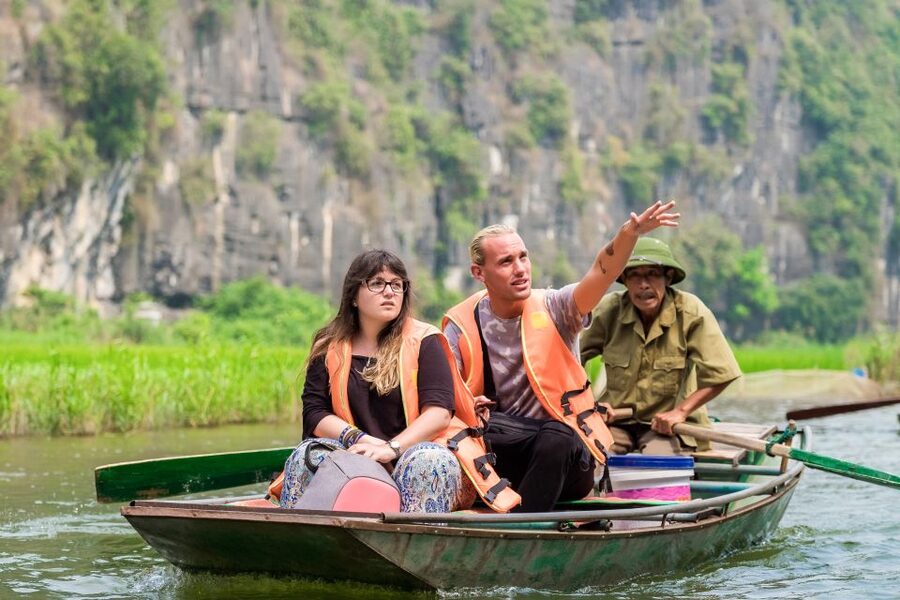 From Hanoi: Hoa Lu & Tam Coc with Buffet lunch & Cycling - How to prepare for the day