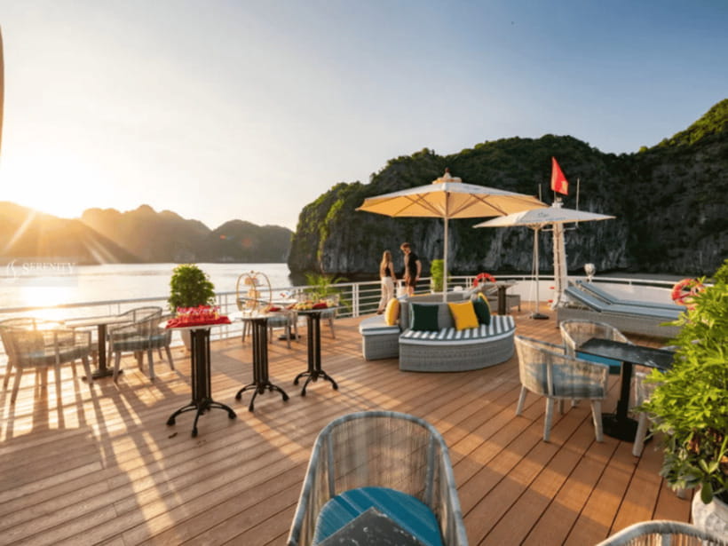 From Hanoi: Lan Ha Bay and Cat Ba Island Cruise with Lunch - Lunch on the cruise and what the price covers