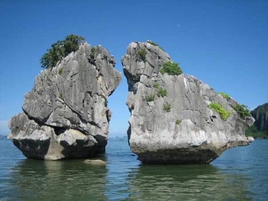 From Hanoi: Ninh Binh Ha Long Bay 5-Star 3-Day Cruise - Drifting through Trang An’s cave country