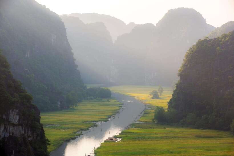 From Hanoi: Ninh Binh, Hoa Lu, Tam Coc, & Mua Cave Day-Trip - Tam Coc, the day’s main scenic ride