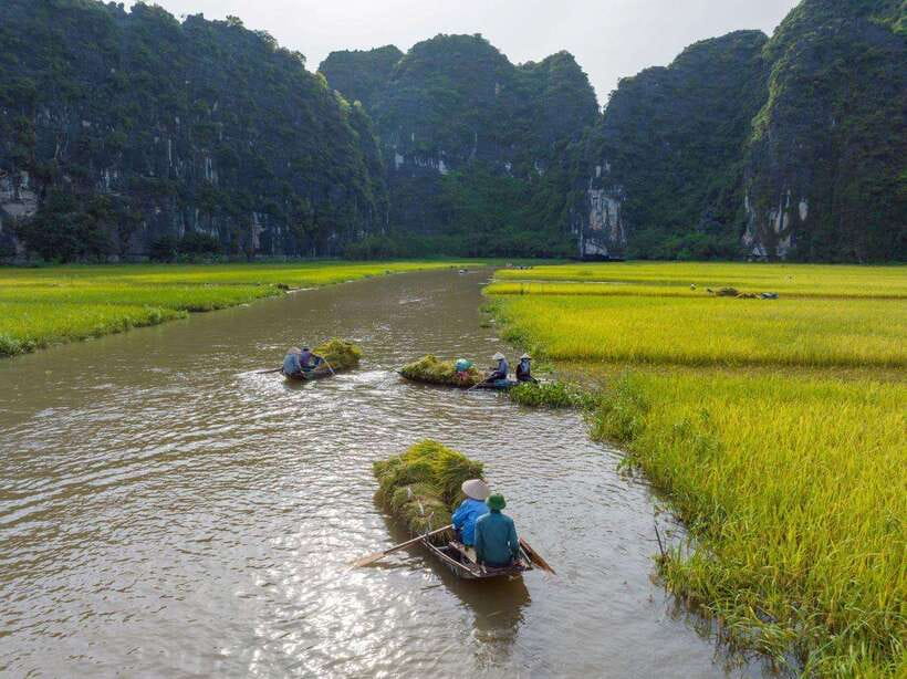 From Hanoi: Ninh Binh- Hoa Lu-Tam Coc- Mua Cave- Highlight - What the $44 price really covers