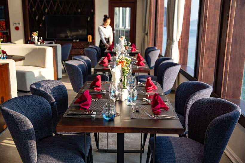 From Hanoi or Halong: Halong Bay Day Cruise - Vietnamese fusion lunch at 11:30