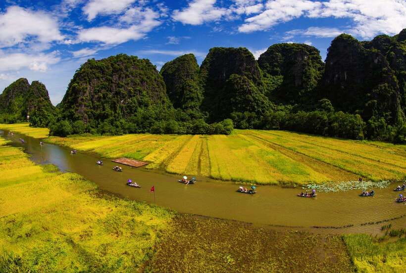 From Hanoi: Trang An Eco-tourism -Bai Dinh pagoda & Mua Cave - Bai Dinh Pagoda and its huge bronze bells