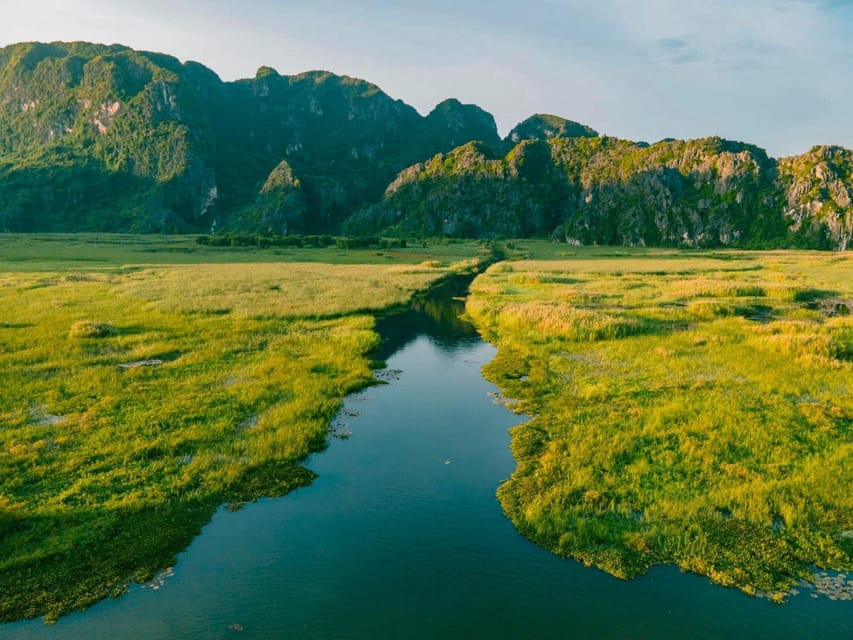 From Ninh Binh: Visit Cuc Phuong National Park - Van Long - Lunch before the forest walk