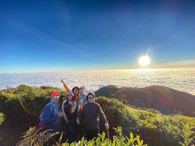 From Sa Pa: One Day Fansipan Mountain Trek - Lunch on the mountain