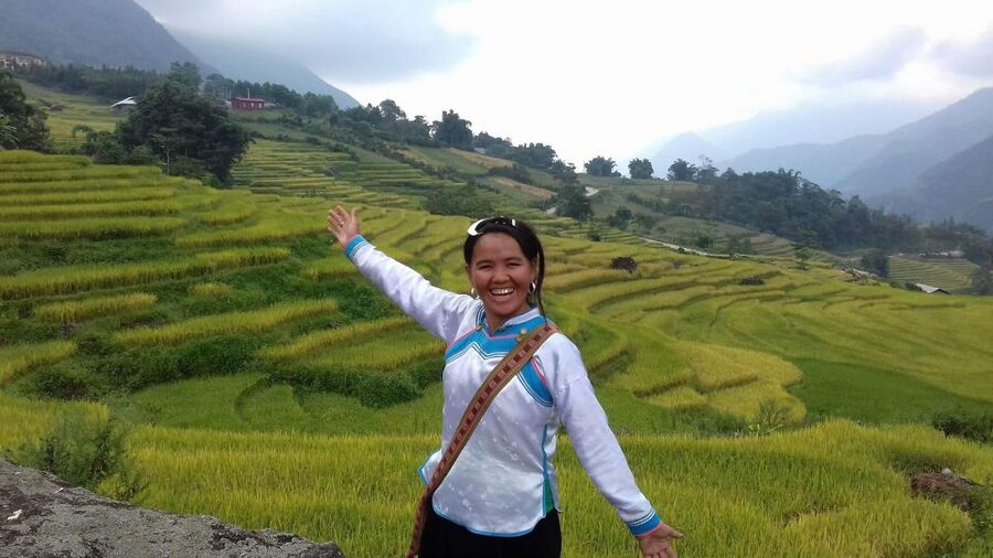 From Sapa: Terrace Fields and Local Villages Trek with Lunch - Leaving town for fields and village paths