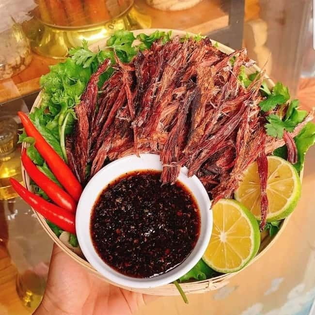From Sapa: Walking Food Tour with Local Guide - Five tastings, but not necessarily a full lunch
