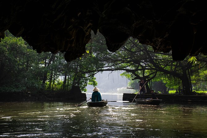 Full day Hoa Lu, Tam Coc and Mua Cave by Limousine from Hanoi - Mua Cave and the 500-step climb