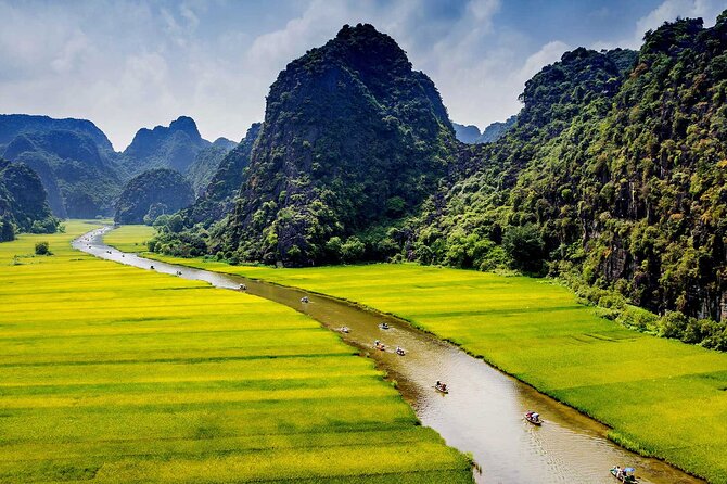 Full day Hoa Lu, Tam Coc and Mua Cave by Limousine from Hanoi - What the $41.90 price covers