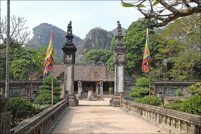 Full Day Hoa Lu - Tam Coc - Mua Cave Group Tour - Limousine Bus - A local-style lunch at midday