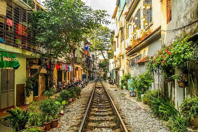 Full-day Private Hanoi Sightseeing Tailored on request - Train Street and the choice at Hoa Lo Prison