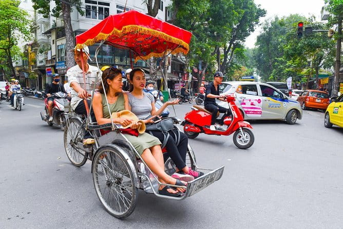 Full-Day Private Walking Tour in Hanoi City - Bach Ma Temple, Hanoi’s oldest temple