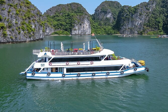 Full Day Sea Star Cruise to Lan Ha-Ha Long Bay Viet Hai village - A modern boat with room to move