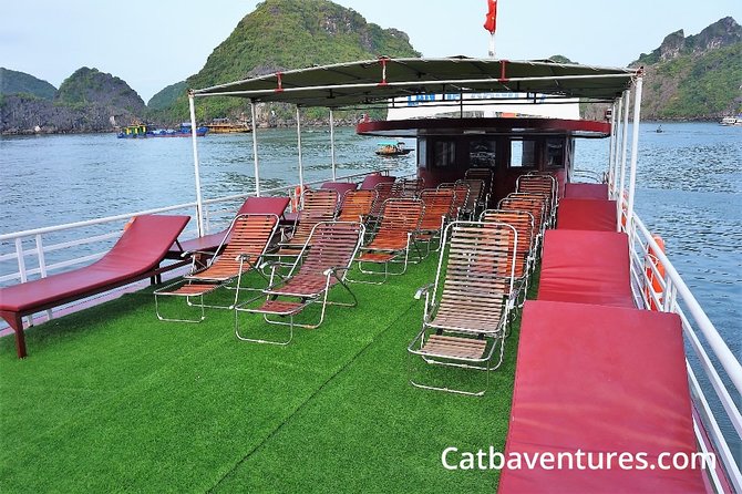 Full day trip to Lan Ha-Ha Long Bay from Cat Ba, avoid the crowds - Lunch with Ha Long Bay views