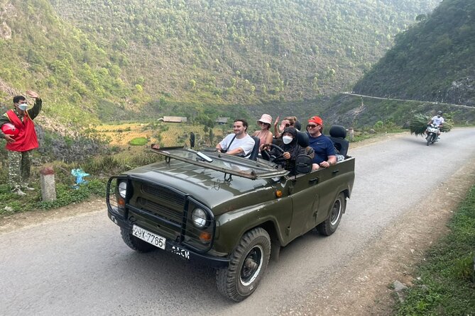Ha Giang Army open Air Jeep 3 Days 2 Night Tour - Who should book this Ha Giang Jeep tour?