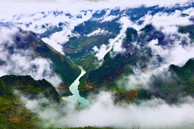 Ha Giang Loop 2D/1N Private Room + Free Dorm Hotel 1N before tour - Riding with a local driver instead of driving yourself