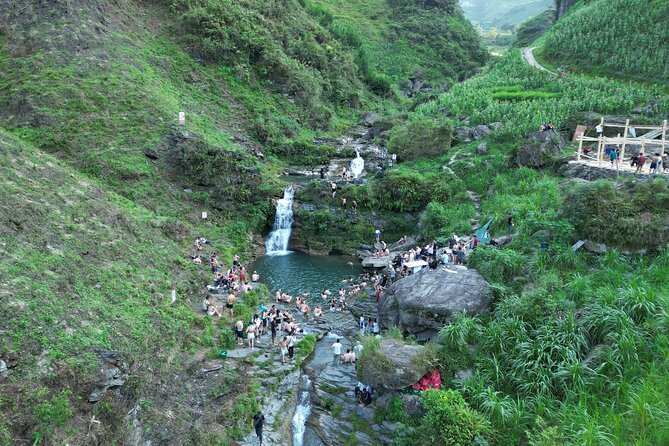 Ha Giang Loop 3 Days 2 Nights with Ha Giang Vision Tour - Day 2: The Hmong King’s Palace and Vietnam’s northern border