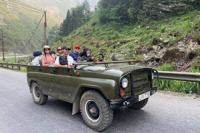 Ha Giang Open Air Jeep 3 Days 2 Nights off The Beaten Path - Day two: Happiness Road and Ma Pi Leng Pass
