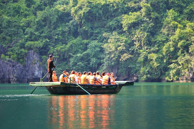 Ha Long Bay Cruise Day Tour - Cave, Kayaking, Swimming & Lunch - Crowds, weather, and the real mood of the bay