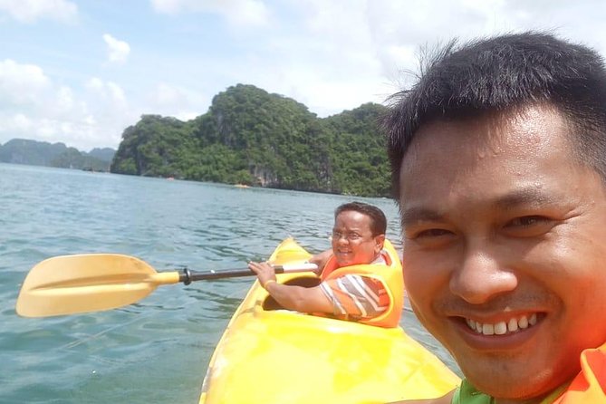 Ha Long Bay Six Hours Trip Kayaking & Swimming on Beach - Swimming and the climb add real activity