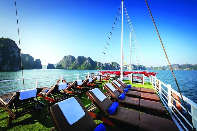Ha Long bay tour in Middle 3 star cruise - Arriving at Tuan Chau Harbor at 11:30