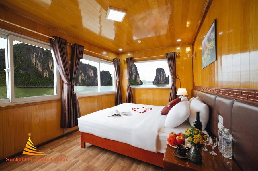 Ha Noi: Lan Ha Bay luxury cruise with private bancony, meals - Practical packing advice