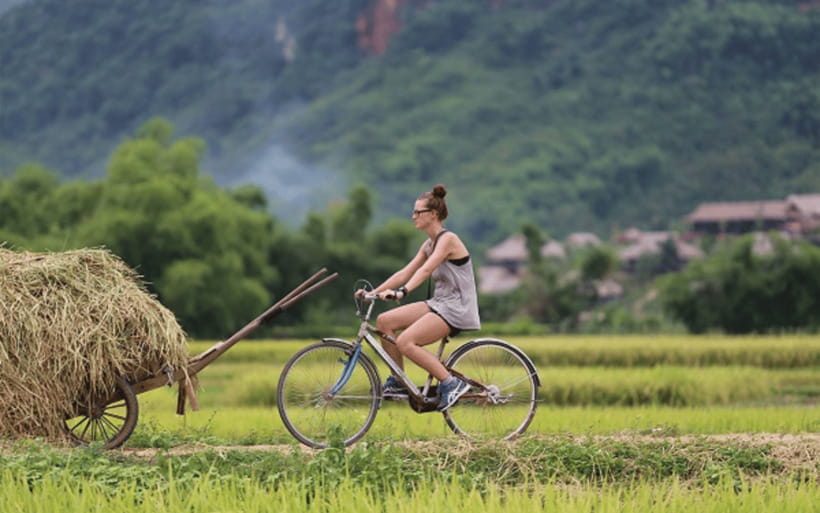 Ha Noi - Mai Chau - Pu Luong 2 Days 1 Night Trekking Tour - A Thai stilt house and a proper mountain lunch