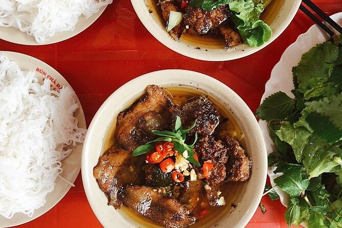 Ha Noi Street Food Tour - The guide can make or break the experience