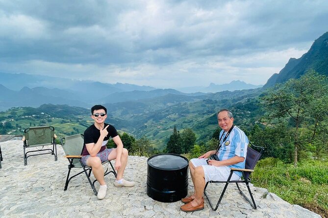 Hagiang Loop 3 Night 3 Day Easy Rider Motorbike -Small group - Night one: the sleeper bus from Hanoi to Ha Giang