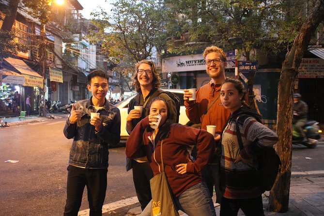 Half-Day Hanoi Food Walking Tour - Starting with produce at Dong Xuan Market
