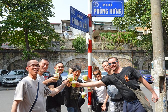 Half-Day Hanoi Food Walking Tour - What the guide adds to the food