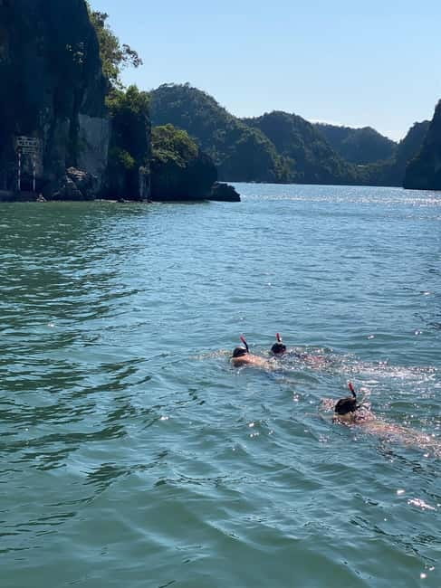 Half day Lan Ha Bay : Boat Trip , Kayaking,Snorkel - Cai Beo floating village on the return