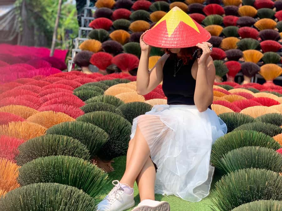 Half Day trip to Incense & Hat Villages with Train Street - What the $12 price really means