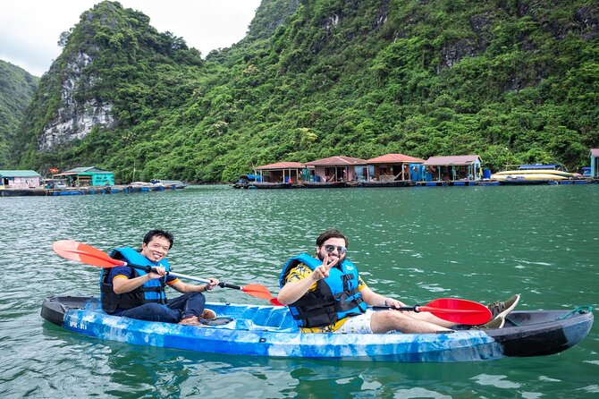Halong Amazing Sail Luxury 1 Day Small Group Tour 7-Hour Cruising - Sung Sot Cave and its karst interior