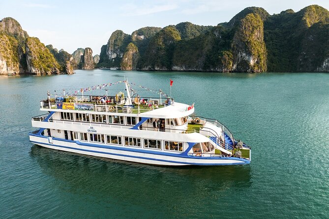 Halong Bay 2 Day Luxury Cruise 6 Star - Leaving Hanoi between 8:00 and 8:40 in the morning
