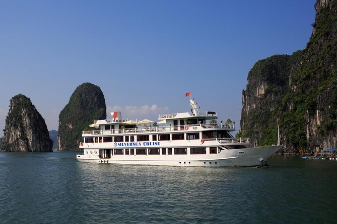 Halong Bay 2 Days 1 Night Cruise - Sleeping aboard and choosing the right cabin