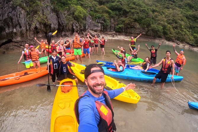 Halong Bay 2 days on classic cruise, small group, biking-kayaking - Your cabin and onboard comfort