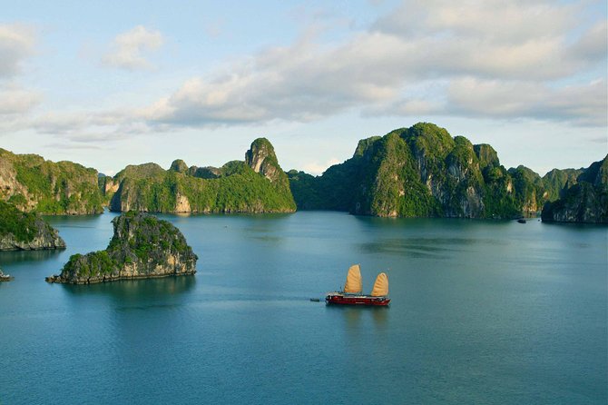 Halong Bay 2D1N BEST CRUISES All-Inclusive: Transfer, Meals, Kayak, Cave, Island - Day one: Titop Island and Sung Sot Cave