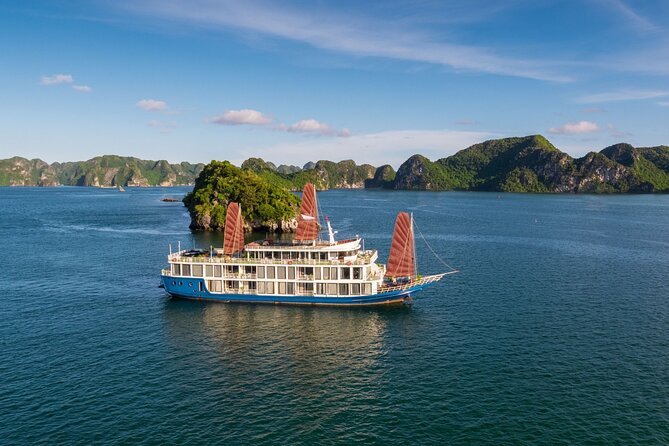 Halong Bay 2D1N Cruise Tour, Full Meals, Caves, Kayak &Transfer - Why this cruise works for a short Hanoi stay
