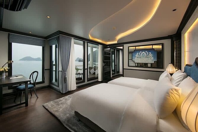 Halong Bay 2D1N Cruise Tour, Full Meals, Caves, Kayak &Transfer - Meals, music, and the first night aboard