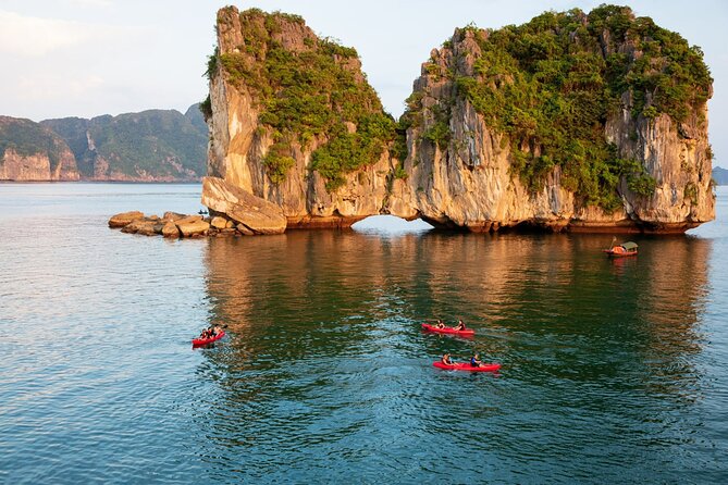 Halong Bay Cruise 2 days 1 night from Hanoi included transfer - Leaving Hanoi’s Old Quarter at 8:00 a.m.