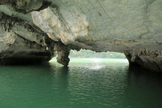 Halong Bay Day Tour: 4 hour cruising, caving, kayaking & lunch - What to pack for this specific tour