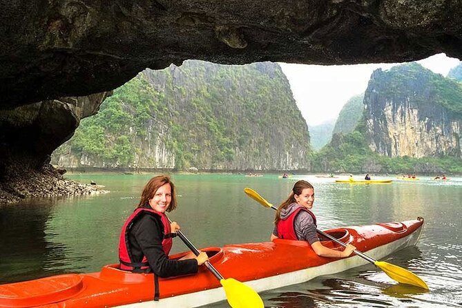 Halong Bay day tour 4 hours Cruise from Hanoi city - Cruising past Halong Bay’s famous rock formations