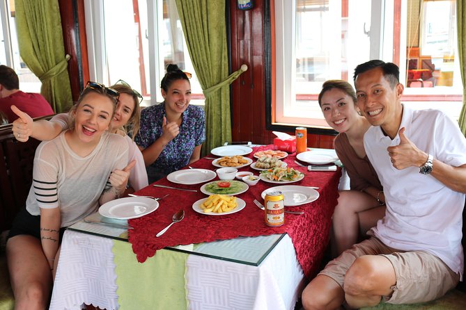 Halong Bay Day Tour Islands, Cave, Kayak. Lunch. All inclusive - Dinh Huong Islet and its symbolic shape