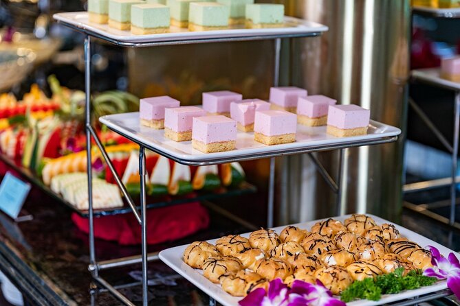 Halong Bay Day Tour With Sunlight Luxury Cruise With Transfer - Sunset snacks on the return cruise