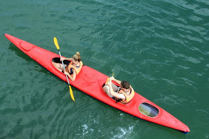 Halong bay deluxe cruise 2 days/ 1 night: kayaking, titop island, surprise cave - Key points to know before booking