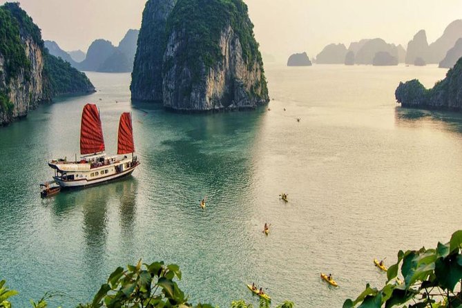 Halong Bay Full Day with Kayaking, Hiking viewpoint, Cave - Deluxe To Luxury - Exploring Sung Sot Cave