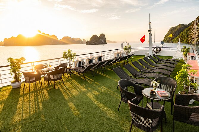 Halong bay Luxury Cruise Day Trip: Buffet lunch & Limousine bus - Climbing Titop Island for the view